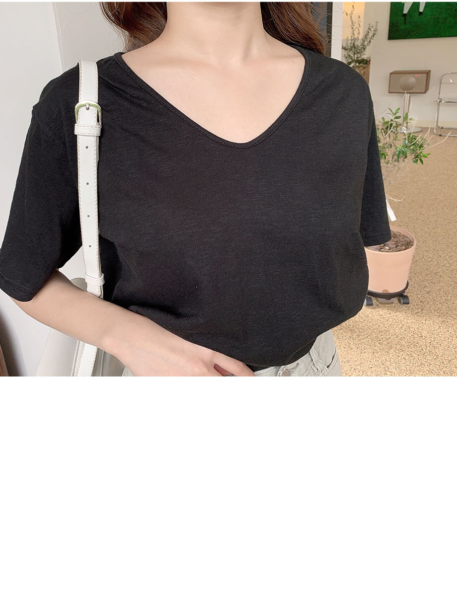 리리앤코 슬라비 브이넥 베이직 티셔츠